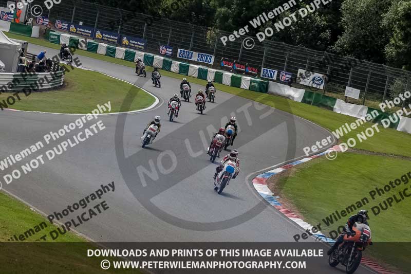 Vintage motorcycle club;eventdigitalimages;mallory park;mallory park trackday photographs;no limits trackdays;peter wileman photography;trackday digital images;trackday photos;vmcc festival 1000 bikes photographs